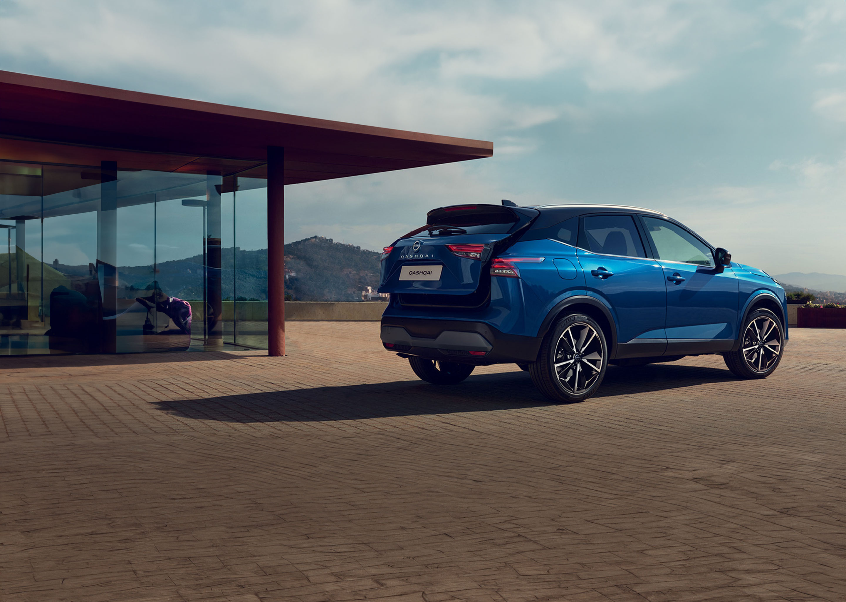 SUV-LIKE PRACTICALITY, WITH HATCH-LIKE CONVENIENCE.